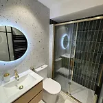Design & Chic Bastille Marais Париж
