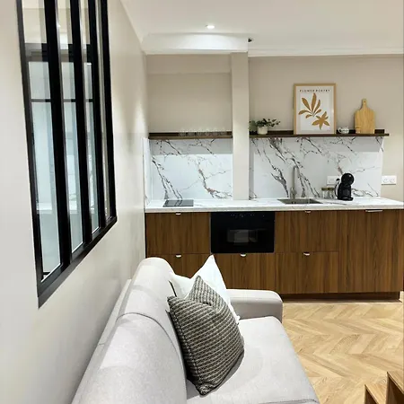 Design & Chic Bastille Marais Апартаменты Париж