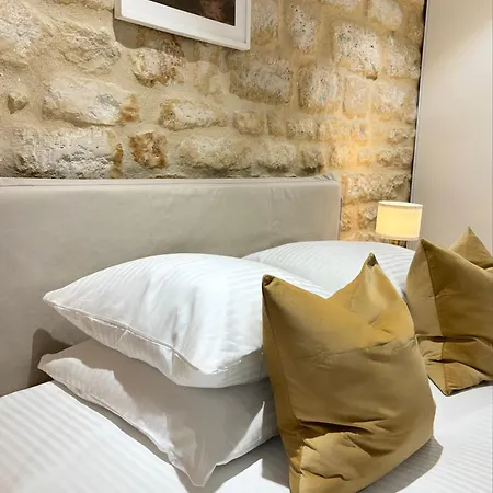 Design & Chic Bastille Marais Апартаменты