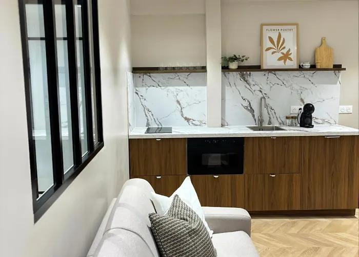 Design & Chic Bastille Marais Апартаменты Париж