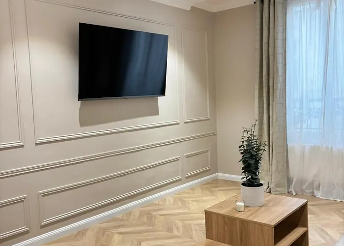Апартаменты Design & Chic Bastille Marais *